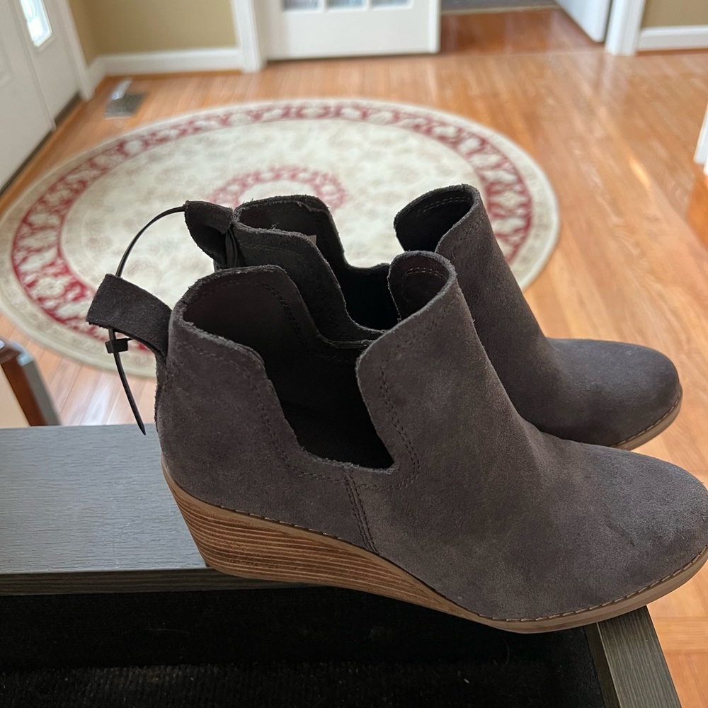Toms Gray Suede Wedge Ankle Booties